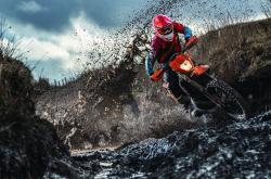 开云APP-巴黎鏖战那不勒斯，坎特一肩扛起全队，铸就绿茵传奇