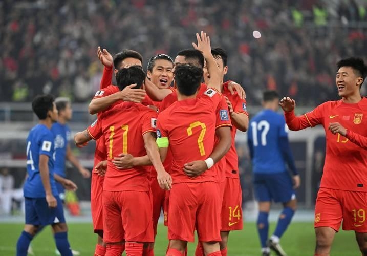 包含中国足球比赛风云突起,球队实力逐渐攀升的词条 包含中国足球比赛风云突起,球队实力逐渐攀升的词条
